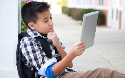 Navigating Summer Vacation: Screens, ADHD, and Your Child